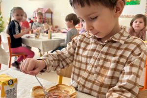 Warsztaty kulinarne - pieczenie gofrów