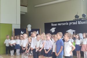 Pożegnanie przez młodsze grupy