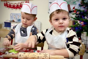 pieczemy świąteczne pierniczki