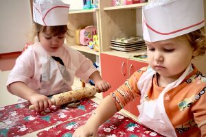 pieczemy świąteczne pierniczki