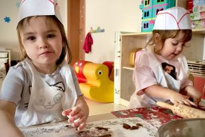 pieczemy świąteczne pierniczki