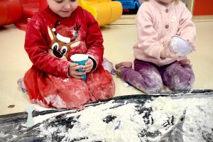 świąteczne zabawy sensoplastyczne