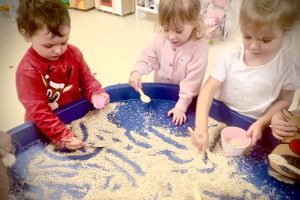 świąteczne zabawy sensoplastyczne