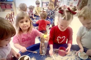 świąteczne zabawy sensoplastyczne