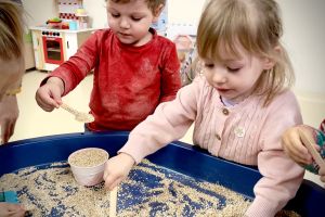 świąteczne zabawy sensoplastyczne