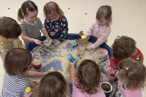 świąteczne zabawy sensoplastyczne