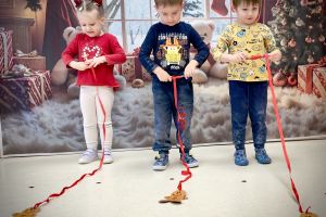 świąteczne zabawy sensoplastyczne