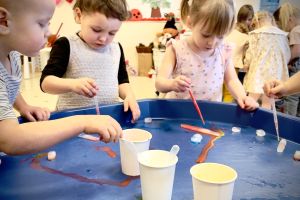 Zimowe zabawy sensoplastyczne