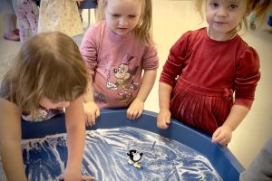 Zimowe zabawy sensoplastyczne