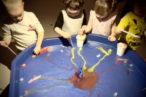 Zimowe zabawy sensoplastyczne