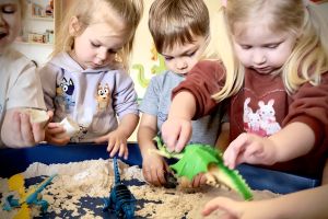 Zabawy z dinozaurami