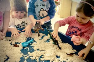 Zabawy z dinozaurami