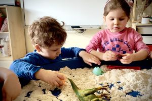 Zabawy z dinozaurami