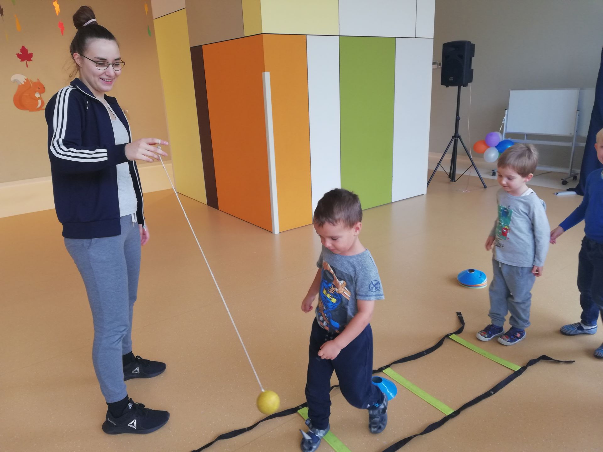 Zajęcia sportowe z trenerem Akademii "Zdrowo i Sportowo"
