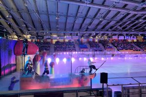 pokaz rewii na lodzie