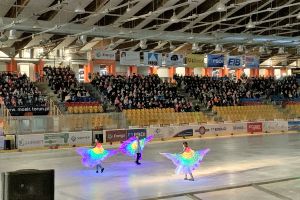 pokaz rewii na lodzie