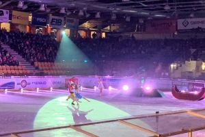 pokaz rewii na lodzie