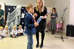 odbiór nagrody za Najpiekniejszą Kartkę Bożonarodzeniową