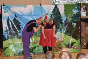 przedstawienie teatralne