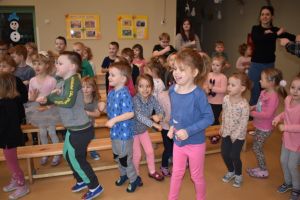 przedstawienie teatralne