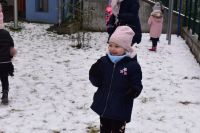 Zabawy zimowe na śniegu