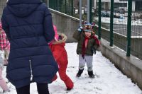 Zabawy zimowe na śniegu