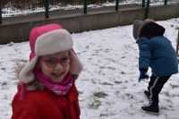 Zabawy zimowe na śniegu