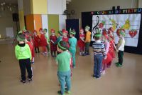 Przedszkolny Przegląd Piosenki "Od gruszki do pietruszki"