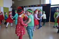 Przedszkolny Przegląd Piosenki "Od gruszki do pietruszki"