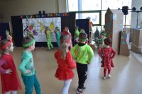 Przedszkolny Przegląd Piosenki "Od gruszki do pietruszki"