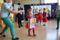 Przedszkolny Przegląd Piosenki "Od gruszki do pietruszki"