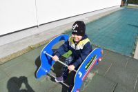 Wiosenne zabawy na placu zabaw