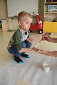 Nasza flaga- praca plastyczna