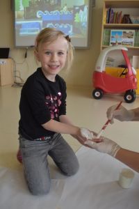 Nasza flaga- praca plastyczna