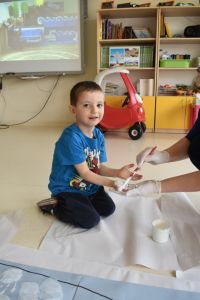 Nasza flaga- praca plastyczna