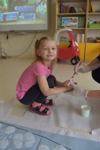 Nasza flaga- praca plastyczna