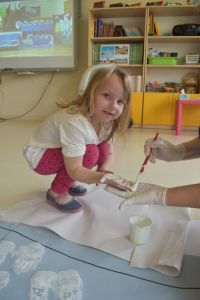 Nasza flaga- praca plastyczna