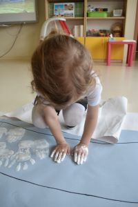 Nasza flaga- praca plastyczna