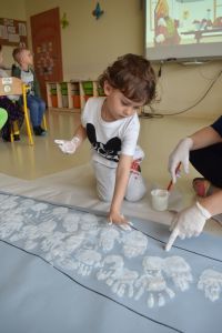 Nasza flaga- praca plastyczna