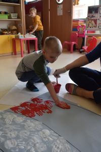 Nasza flaga- praca plastyczna