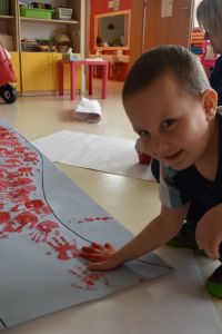 Nasza flaga- praca plastyczna