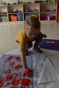 Nasza flaga- praca plastyczna