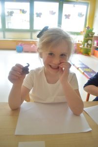 Ślimaki z plasteliny