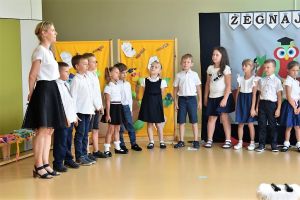 Pożegnanie przedszkola grupa Sówki