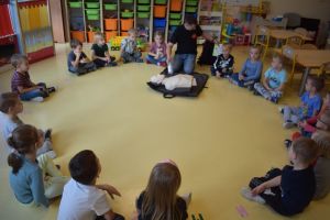 zajęcia edukacyjne z ratownikiem medycznym