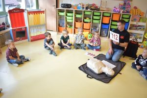zajęcia edukacyjne z ratownikiem medycznym