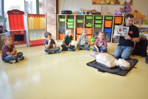 zajęcia edukacyjne z ratownikiem medycznym