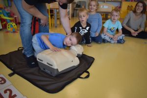 zajęcia edukacyjne z ratownikiem medycznym