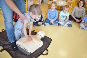 zajęcia edukacyjne z ratownikiem medycznym