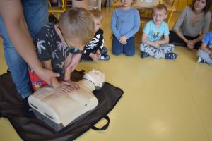 zajęcia edukacyjne z ratownikiem medycznym